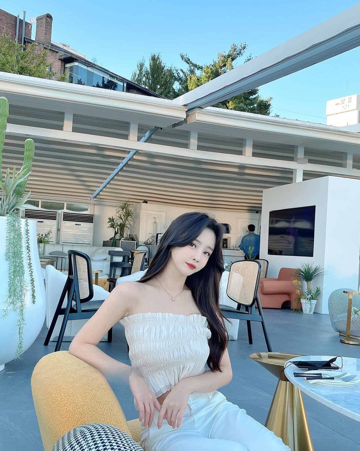 韩国前女团成员chungwall大尺度3P合集9G