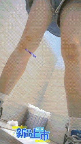 隔墙有眼原创厕拍 紧嫩多汁叛逆学妹销魂吞烟1.6G