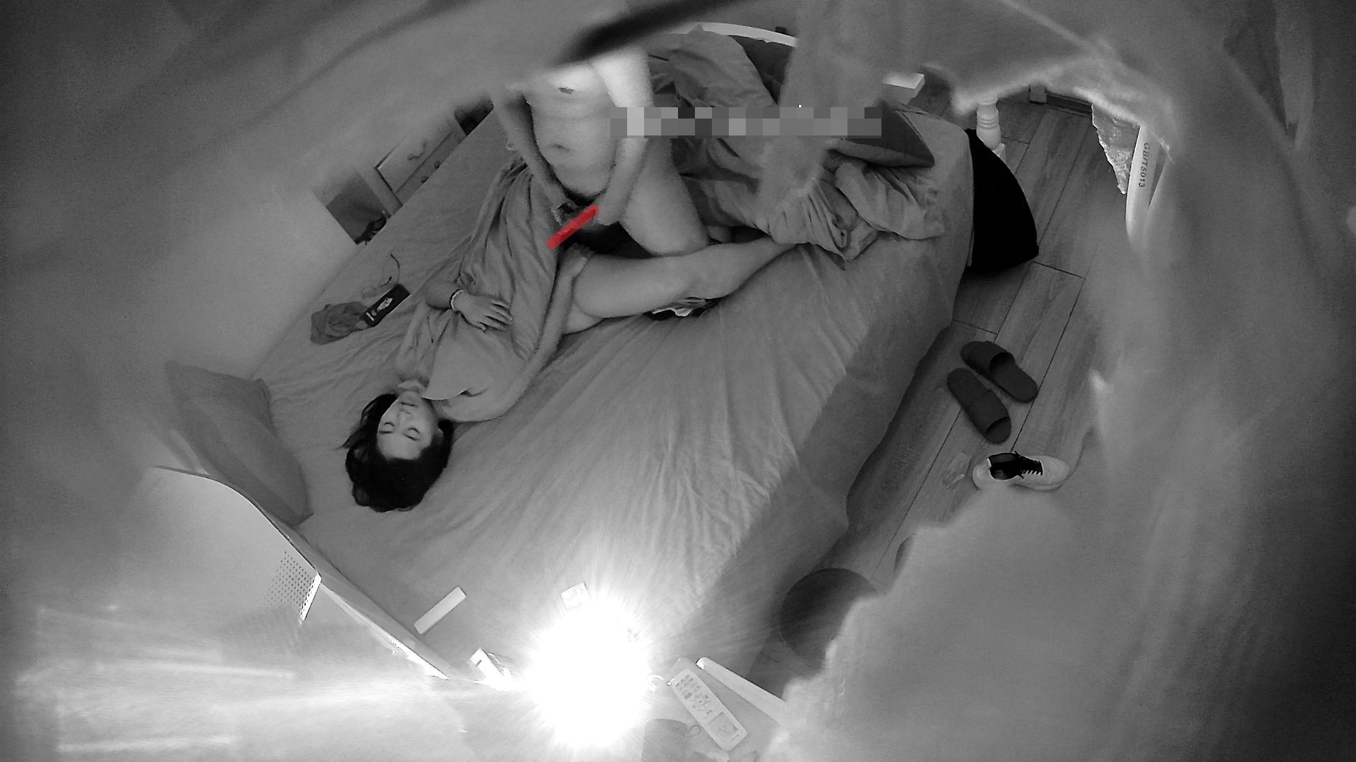 酒店实录-碎花长裙美女长途火车见男友少不了啪啪1.2G