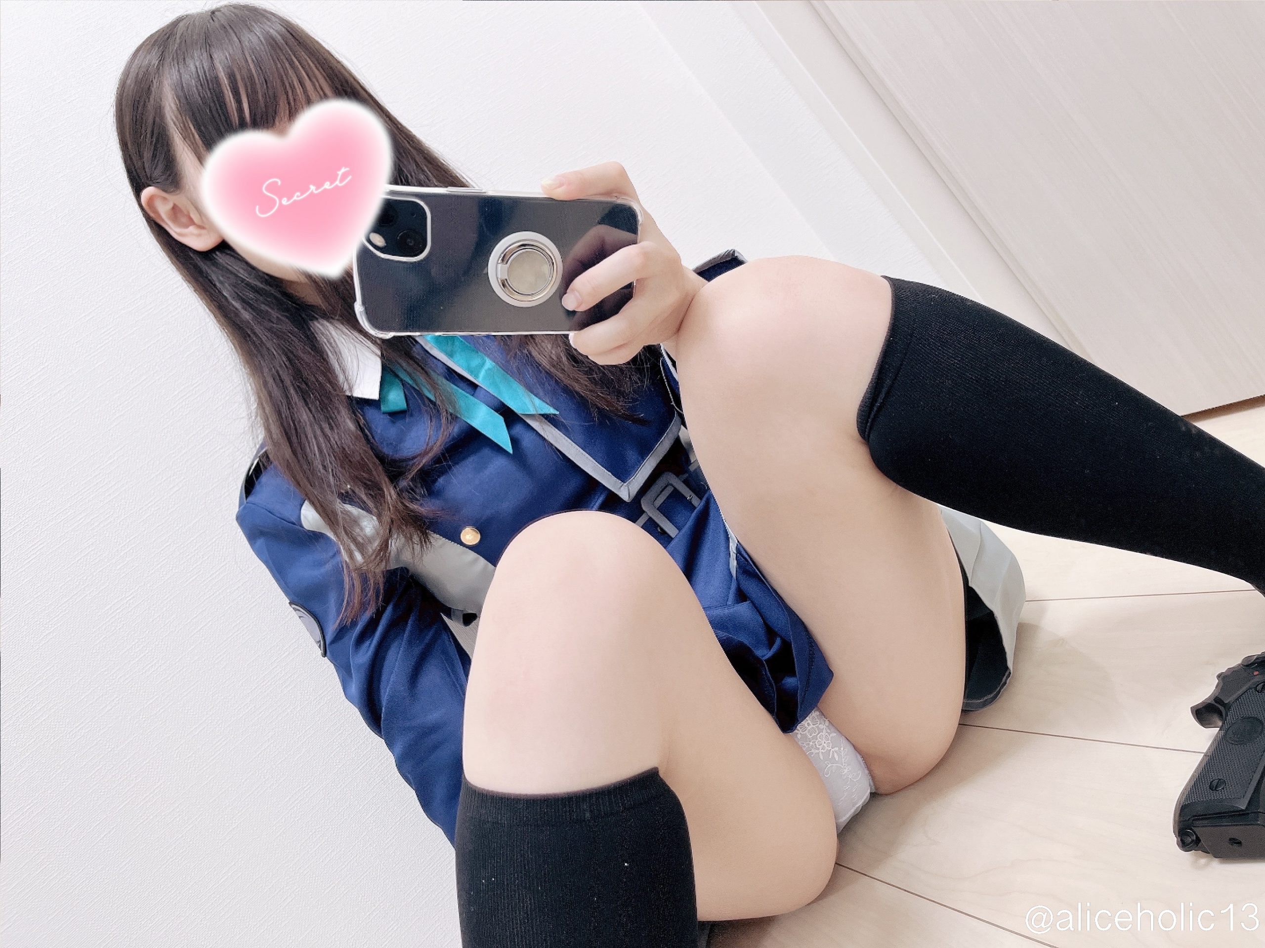 推特Cosplay反差婊Aliceholic13系列112V/135G