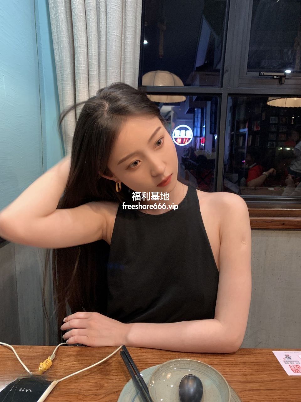 杭州施芮雯等7位美女图影泄密60P/29V/506M