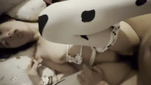 上海华东师范校花男友生日宴自家男友内射不雅视频流出15V/12P/985M